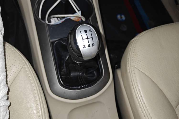 Used Haima M3 2014 1.5L Manual Comfort Model Gear Lever