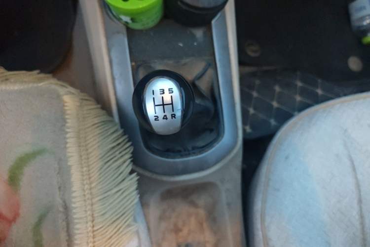 Used Haima M3 2014 1.5L Manual Elite Edition Gear Lever