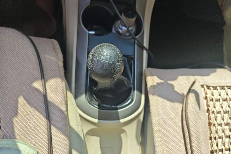 Used Haima M3 2014 1.5L Manual Elite Edition Gear Lever