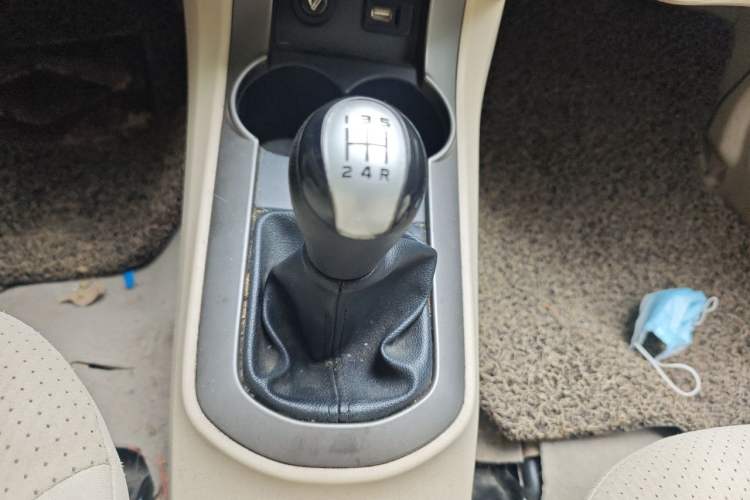 Used Haima M3 2014 1.5L Manual Standard Edition Gear Lever