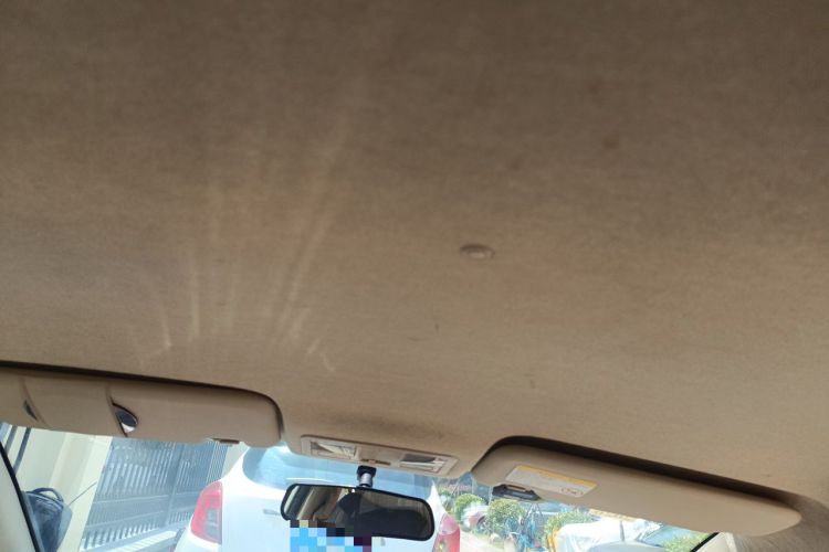Used Haima M3 2014 1.5L Manual Comfort Model Headliner