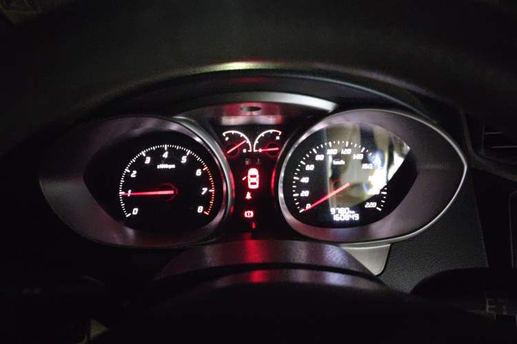 Used Haima M3 2014 1.5L Manual Standard Edition Instrument Cluster