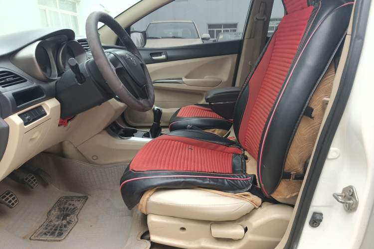 Used Haima M3 2014 1.5L Manual Elite Edition Left Front Seat