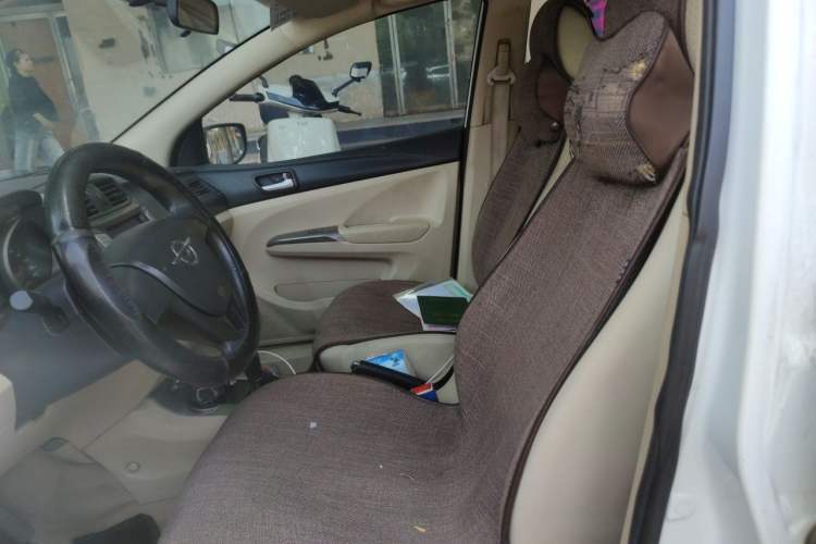 Used Haima M3 2014 1.5L Manual Elite Edition Left Front Seat