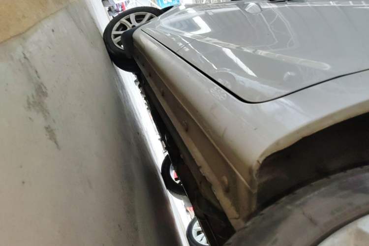 Used Haima M3 2014 1.5L Manual Standard Edition Left Side Sill