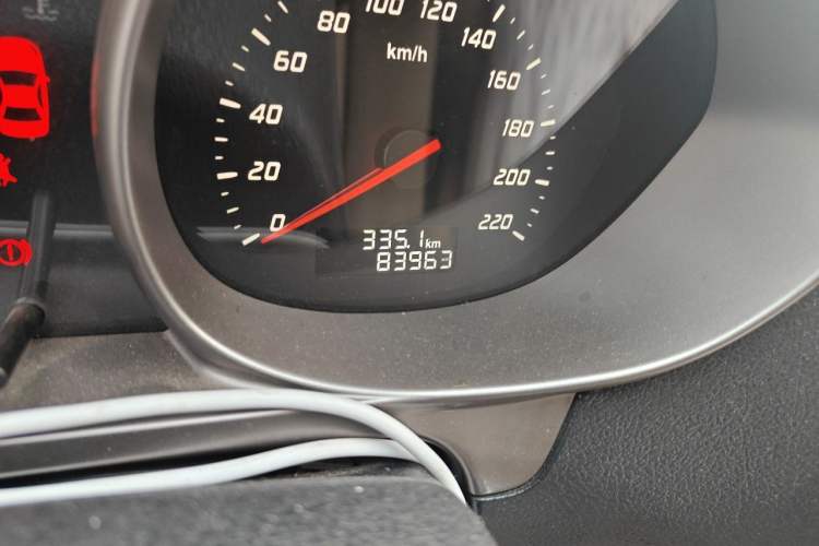Used Haima M3 2014 1.5L Manual Elite Edition Odometer Close Up