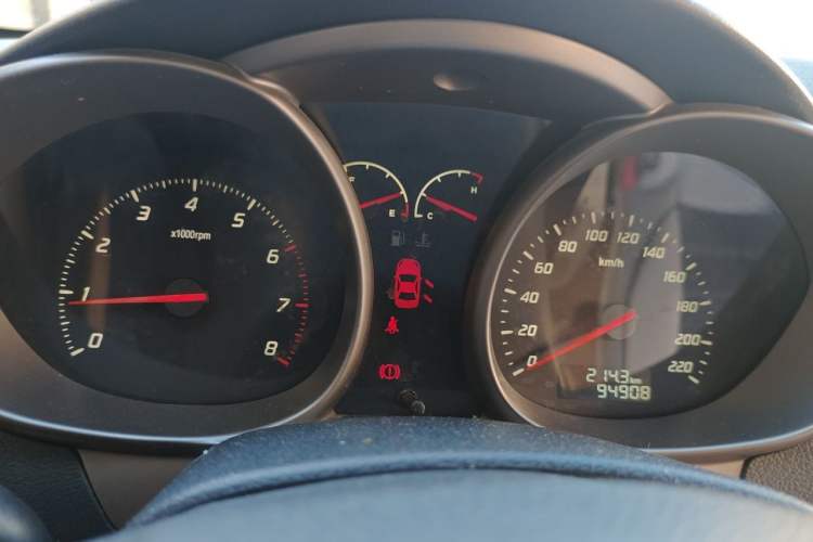 Used Haima M3 2014 1.5L Manual Colorful Navigation Edition Odometer Close Up