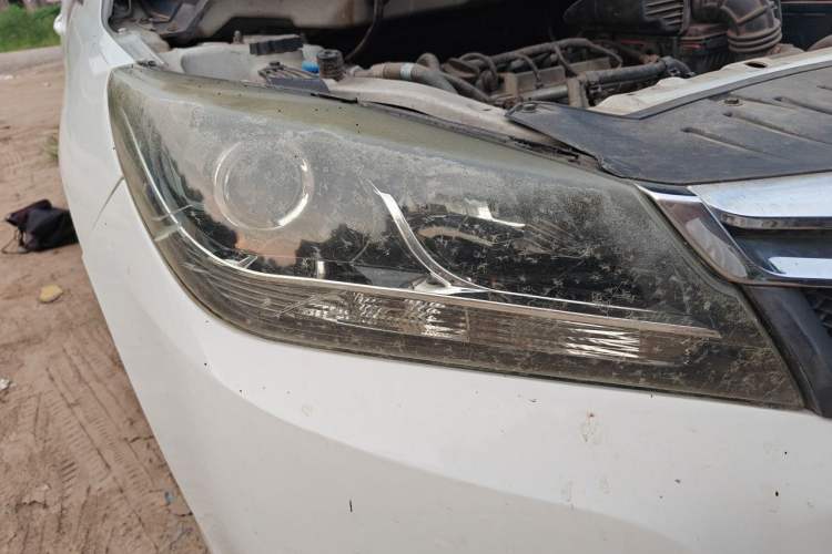 Used Haima M3 2014 1.5L Manual Elite Edition Right Front Headlight