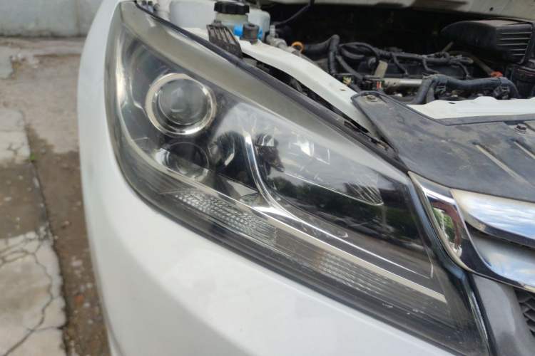 Used Haima M3 2014 1.5L Manual Standard Edition Right Front Headlight