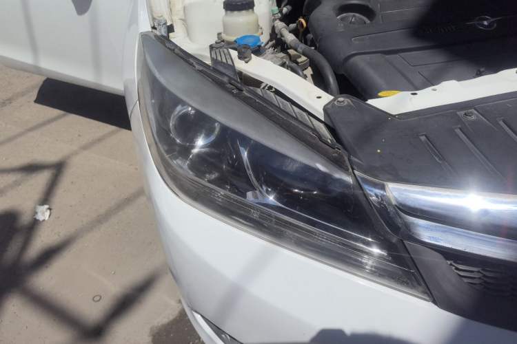 Used Haima M3 2014 1.5L Manual Comfort Model Right Front Headlight