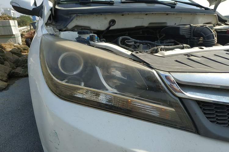 Used Haima M3 2014 1.5L Manual Standard Edition Right Front Headlight