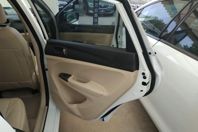 Used Haima M3 2014 1.5L Manual Comfort Model Right Rear Door Interior