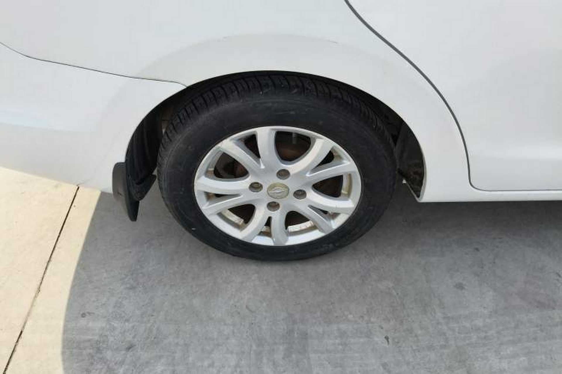 Used Haima M3 2014 1.5L Manual Standard Edition Right Rear Wheel Hub