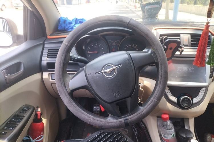 Used Haima M3 2014 1.5L Manual Colorful Navigation Edition Steering Wheel