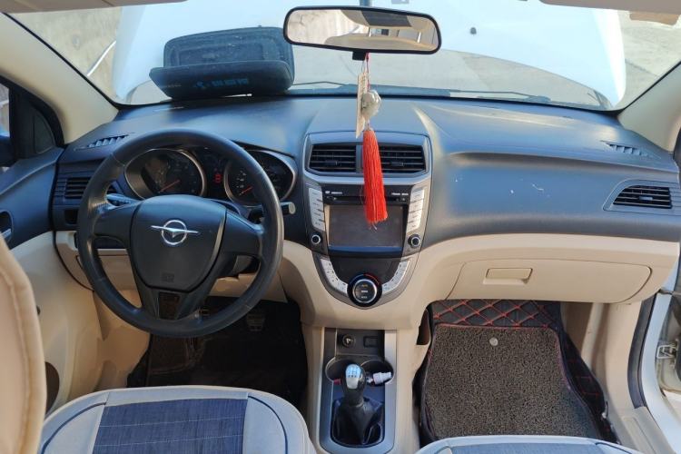 Used Haima M3 2014 1.5L Manual Colorful Navigation Edition Steering Wheel