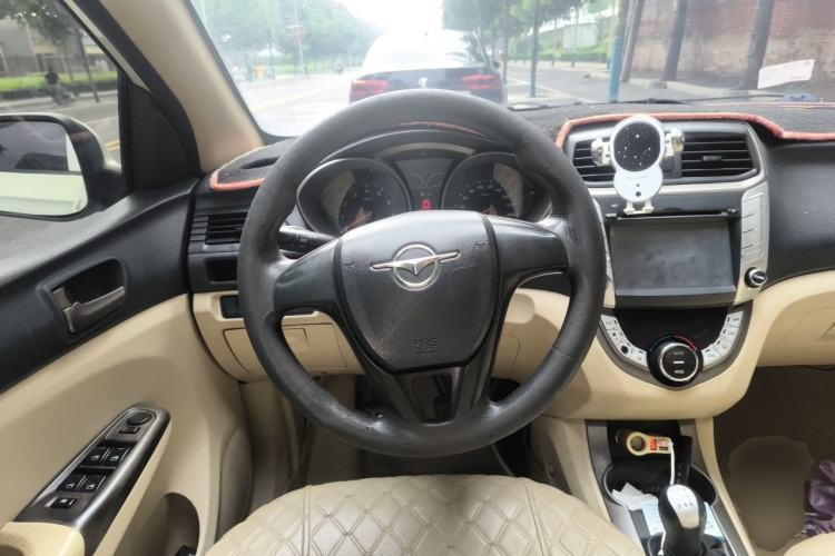 Used Haima M3 2014 1.5L Manual Colorful Navigation Edition Steering Wheel
