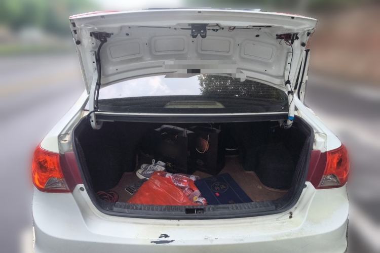 Used Haima M3 2014 1.5L Manual Colorful Navigation Edition Trunk