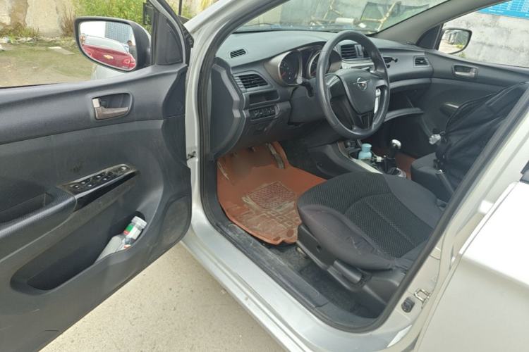 Used Haima M3 2015 1.5L Manual Elite Model Driver Seat