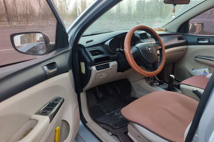 Used Haima M3 2015 1.5L Manual Elite Model Driver Seat
