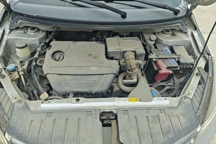 Used Haima M3 2015 1.5L Manual Elite Model Engine Bay