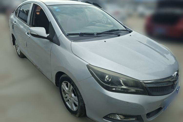 Used Haima M3 2015 1.5L Manual Elite Model Front Right 45 Deg