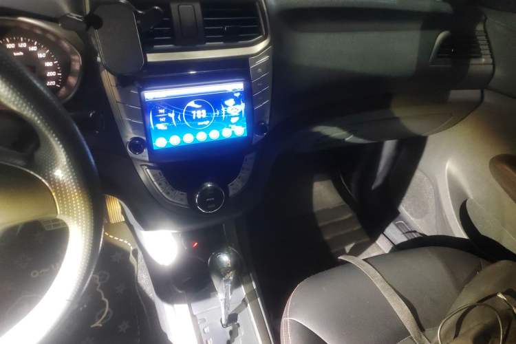 Used Haima M3 2015 1.5L CVT Elite with Sunroof Audio And AC Panel
