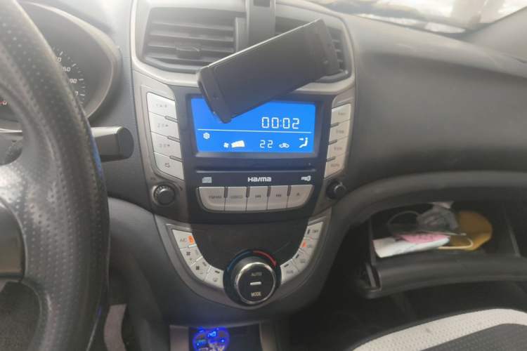 Used Haima M3 2015 1.5L Manual Elite Model with Sunroof Audio And AC Panel