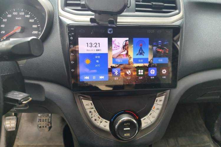 Used Haima M3 2015 1.5L Manual Elite Model Audio And AC Panel