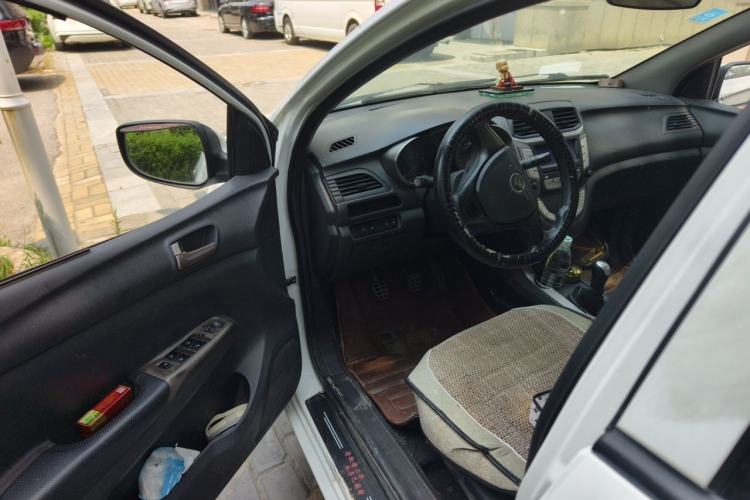 Used Haima M3 2015 1.5L Manual Elite Model Driver Seat
