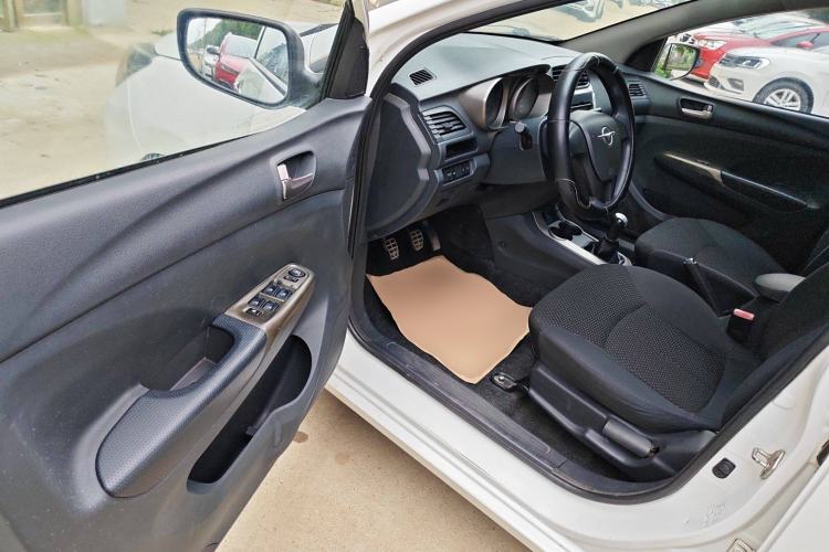 Used Haima M3 2015 1.5L Manual Elite Model Driver Seat