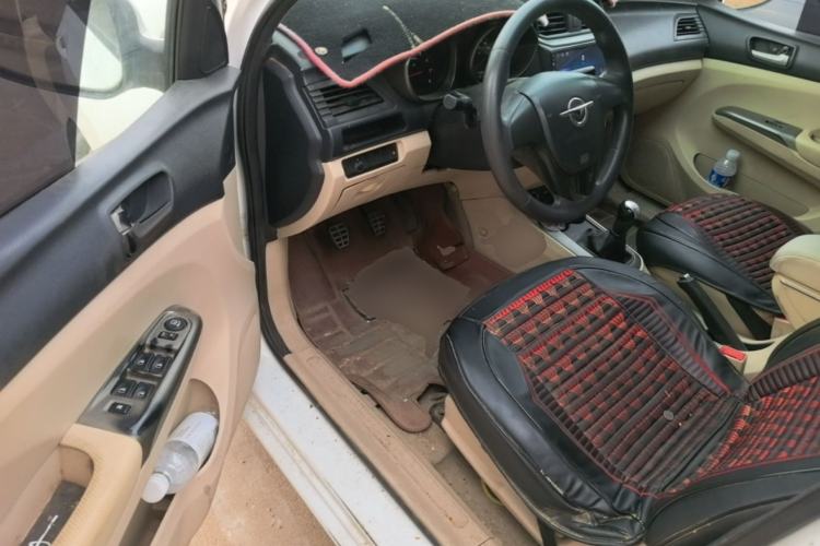 Used Haima M3 2015 1.5L Manual Standard Edition Driver Seat
