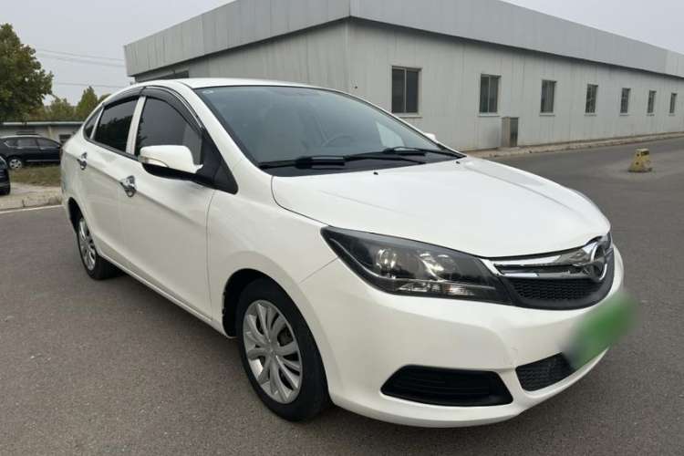 Used Haima M3 2015 1.5L Manual Standard Edition Exterior 2