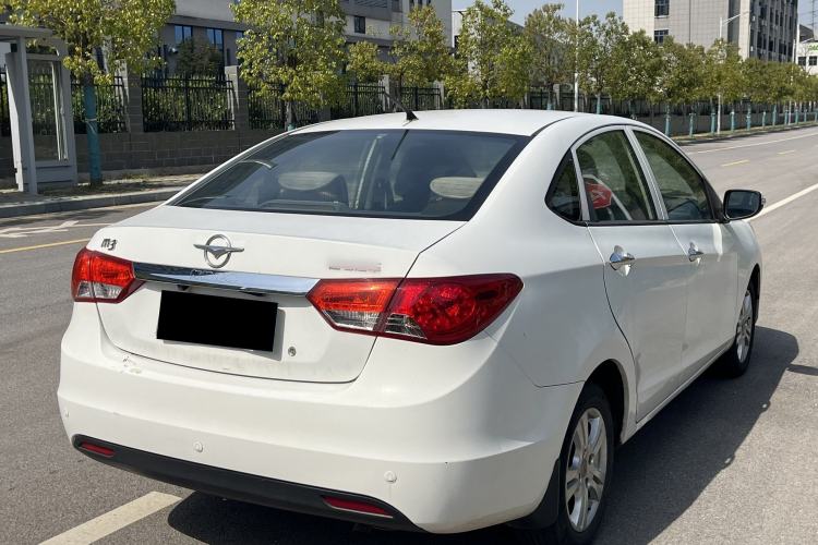Used Haima M3 2015 1.5L Manual Elite Model Exterior 5