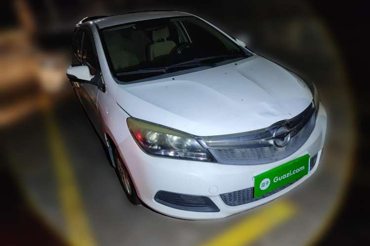 Used Haima M3 2015 1.5L Manual Standard Edition Front Right 45 Deg