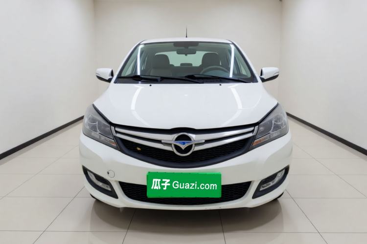 Used Haima M3 2015 1.5L Manual Elite Model with Sunroof Front