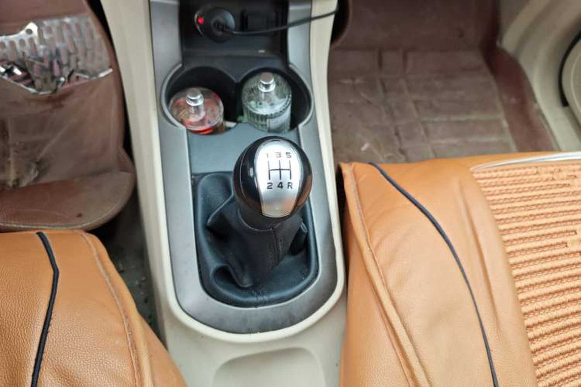 Used Haima M3 2015 1.5L Manual Standard Edition Gear Lever