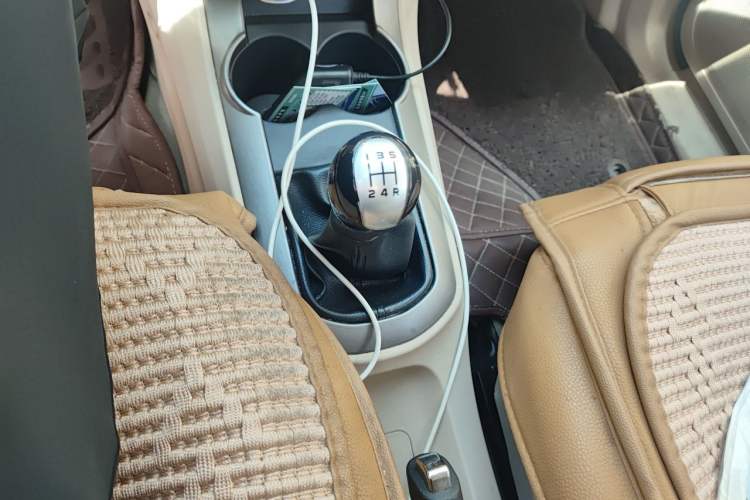 Used Haima M3 2015 1.5L Manual Standard Edition Gear Lever