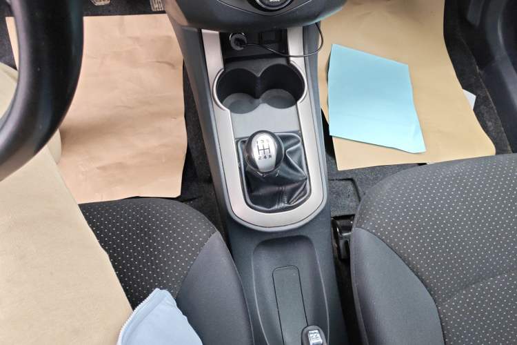 Used Haima M3 2015 1.5L Manual Elite Model Gear Lever