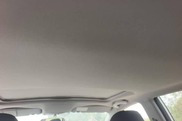 Used Haima M3 2015 1.5L Manual Elite Model Headliner