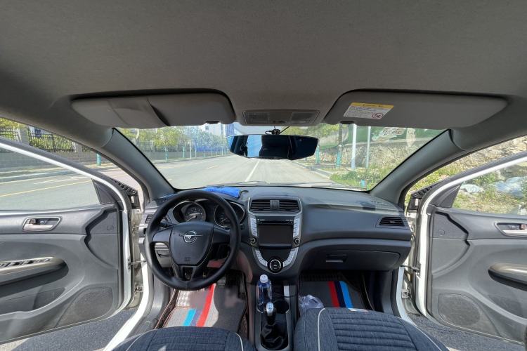 Used Haima M3 2015 1.5L Manual Elite Model Interior 1