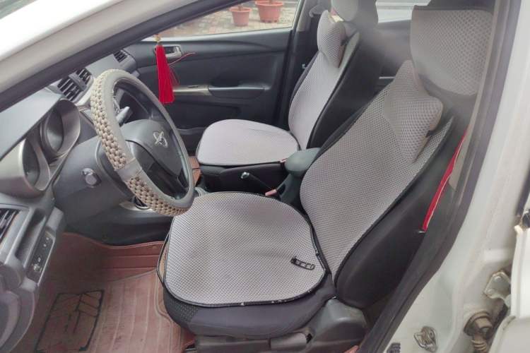 Used Haima M3 2015 1.5L Manual Elite Model with Sunroof Left Front Seat