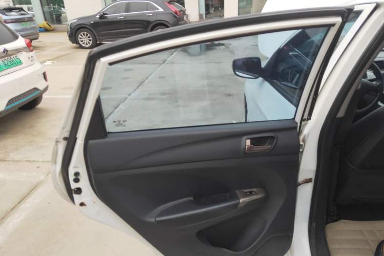 Used Haima M3 2015 1.5L Manual Elite Model Left Rear Door Interior