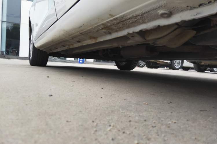 Used Haima M3 2015 1.5L Manual Elite Model Left Side Sill