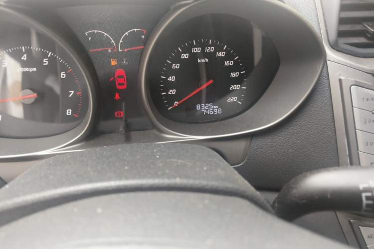 Used Haima M3 2015 1.5L Manual Elite Model with Sunroof Odometer Close Up