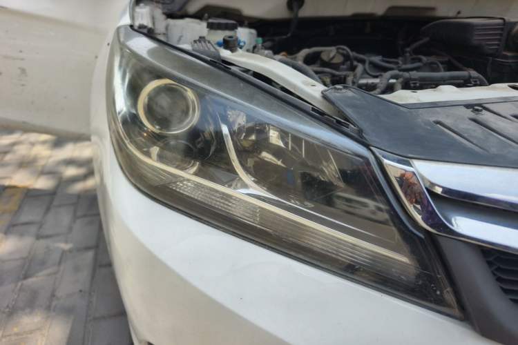 Used Haima M3 2015 1.5L Manual Elite Model Right Front Headlight