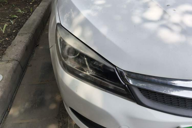 Used Haima M3 2015 1.5L Manual Standard Edition Right Front Headlight