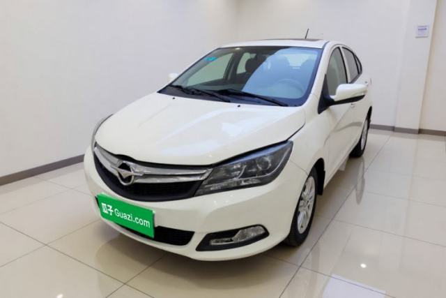 Used Haima M3 2015 1.5L Manual Elite Model with Sunroof