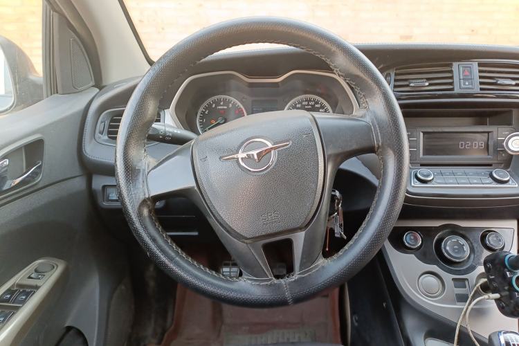 Used Haima M3 2016 1.5L Manual Comfort Model Steering Wheel