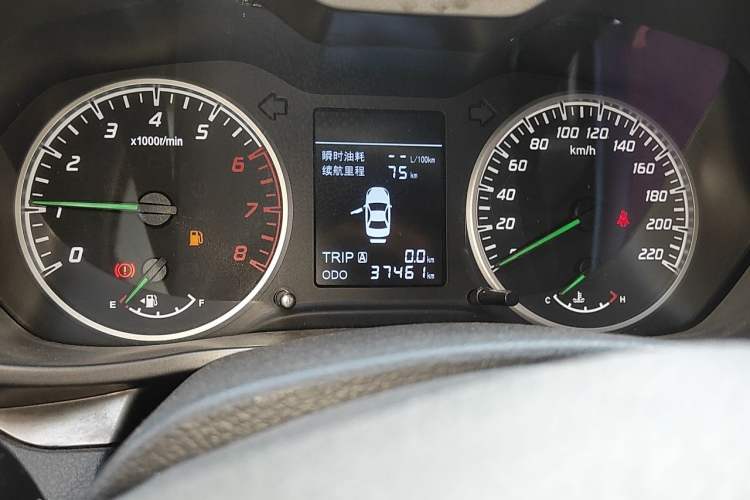 Used Haima M3 2016 1.5L Manual Comfort Model Odometer Close Up