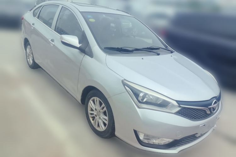 Used Haima M3 2016 1.5L Manual Comfort Model with Sunroof Front Right 45 Deg